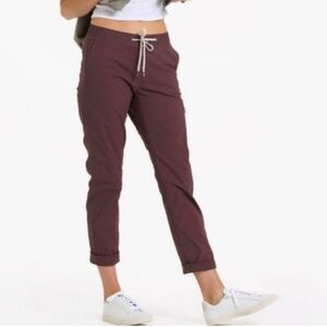 Vuori Women’s RipStop Pants XL